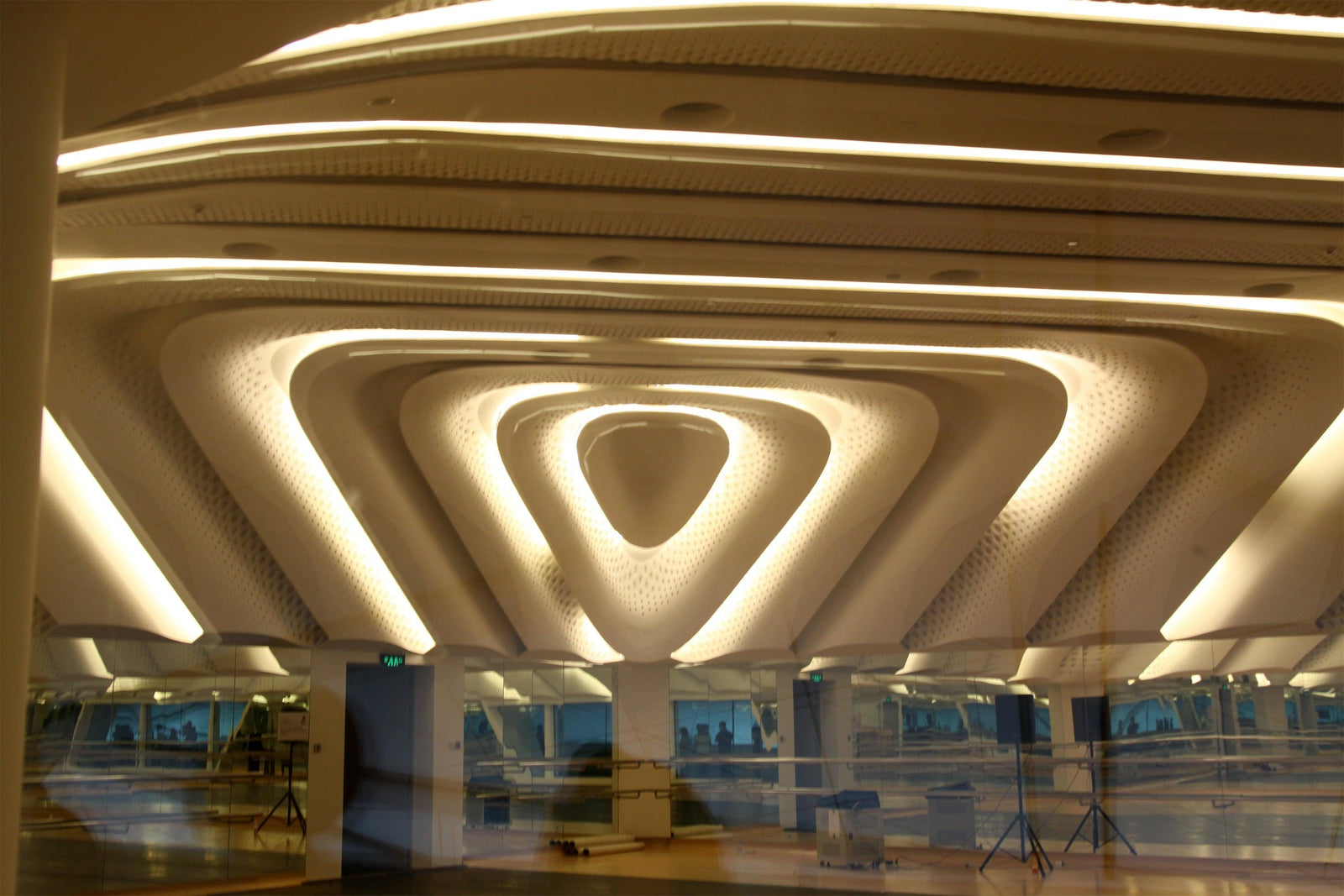 Custom Arc Solid Surface Ceiling Feature for Commercial Spaces