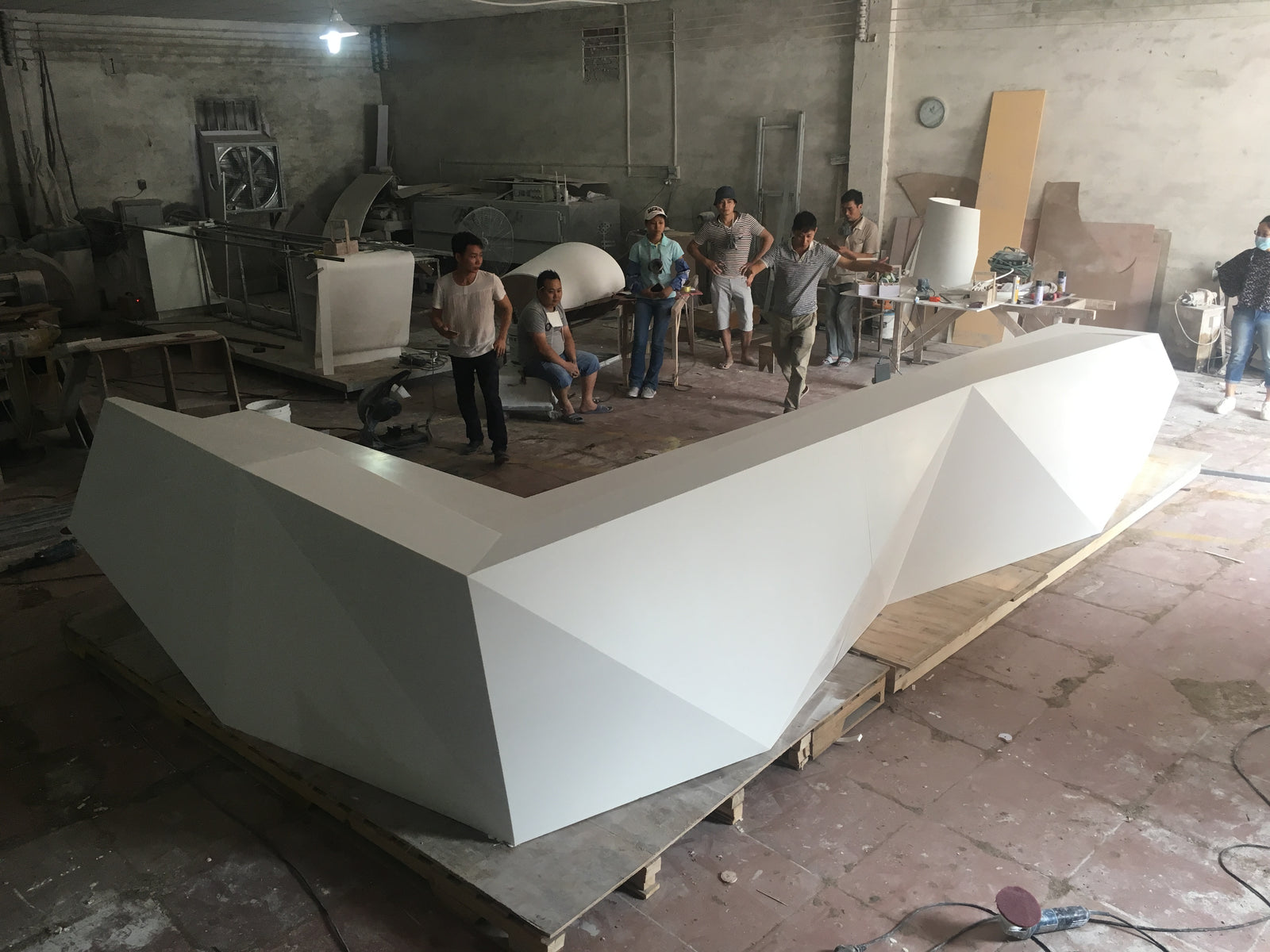 Custom Commercial Bar Counter