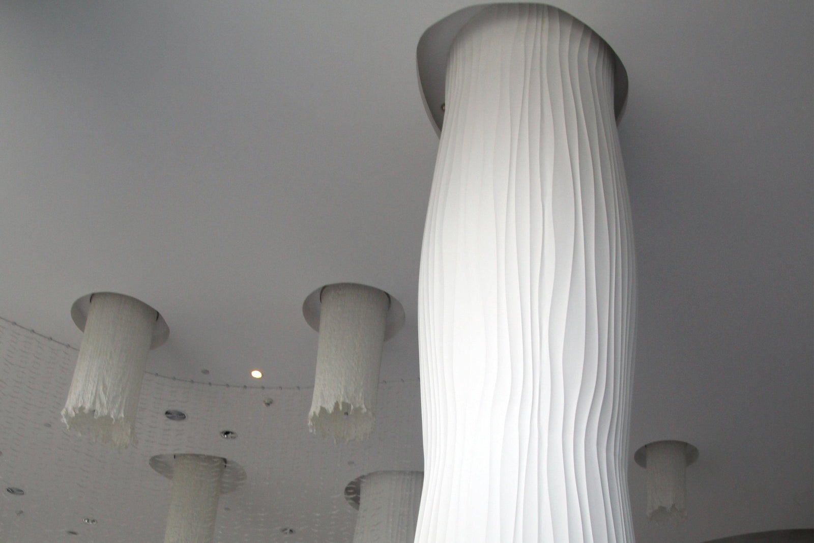 White Solid Surface Decorative Columns for Commercial Interiors